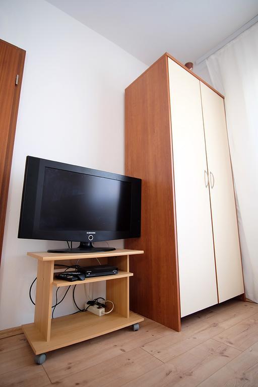 Studio Apartments Shanti ザダル 部屋 写真